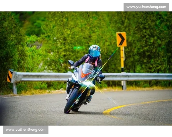 骑行进阶必学！掌握压弯核心：重心转移与安全法则